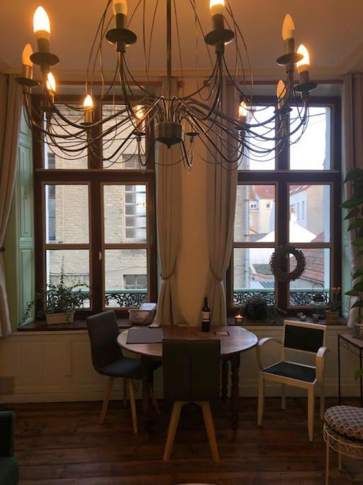 L'Omerade: Appartement De Charme Dans Une Maison Audomaroise Saint-Omer  Dış mekan fotoğraf