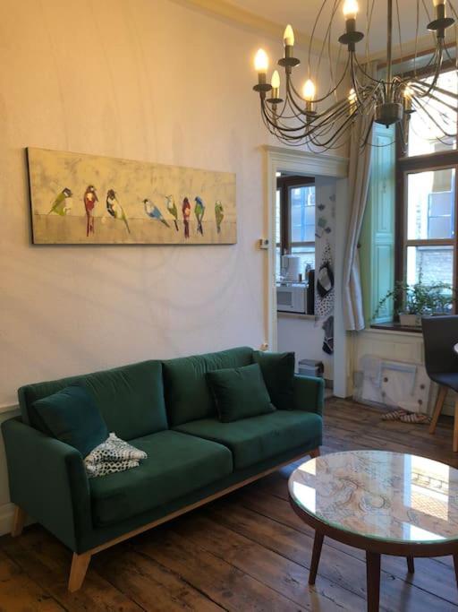 L'Omerade: Appartement De Charme Dans Une Maison Audomaroise Saint-Omer  Dış mekan fotoğraf